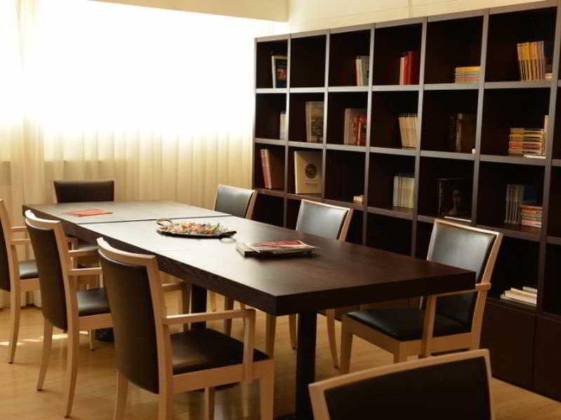 64C7AAB8706C24A93EAE4087CEDA82C6