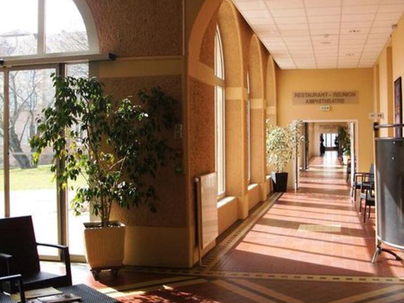 92499F7490C0765FE211A9AD57FE6E64