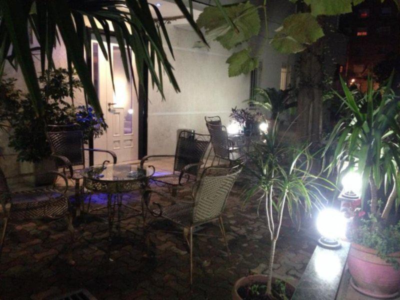 BDD3155D7CDF643249521176A74BBFF7