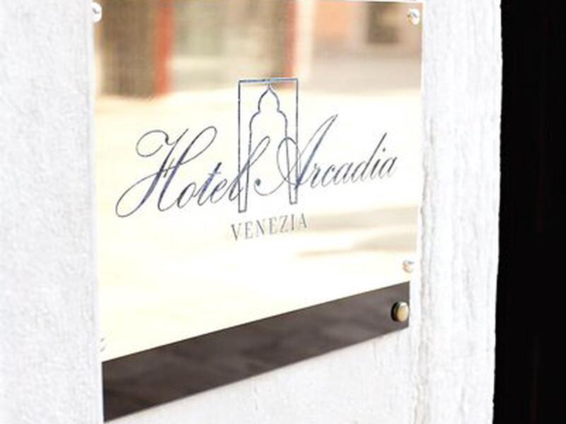 08E183B8889035D1B19BB8DA33938875