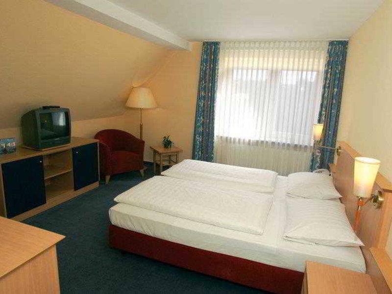 4AFA6E1B3181DC1551F86468212E9F2E