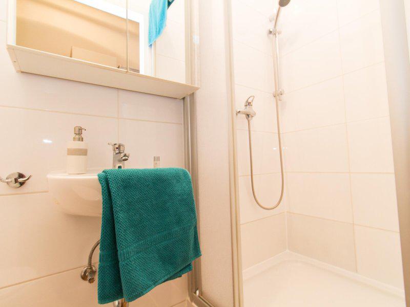 666FDEB9305527B8E75F56B8ECE89219