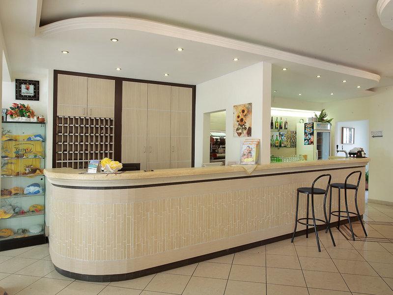 21F175D9CF115D38B9BE496621372F32