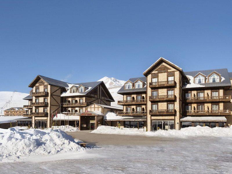 24318022F53AD895F4ED07D2E17C4702