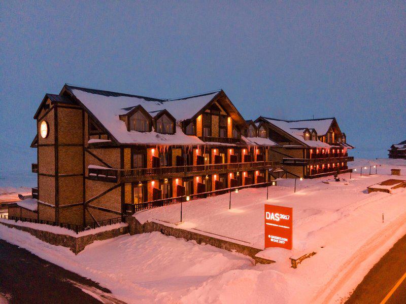 E47A6284E140C260E80D4651B1D9A1D5