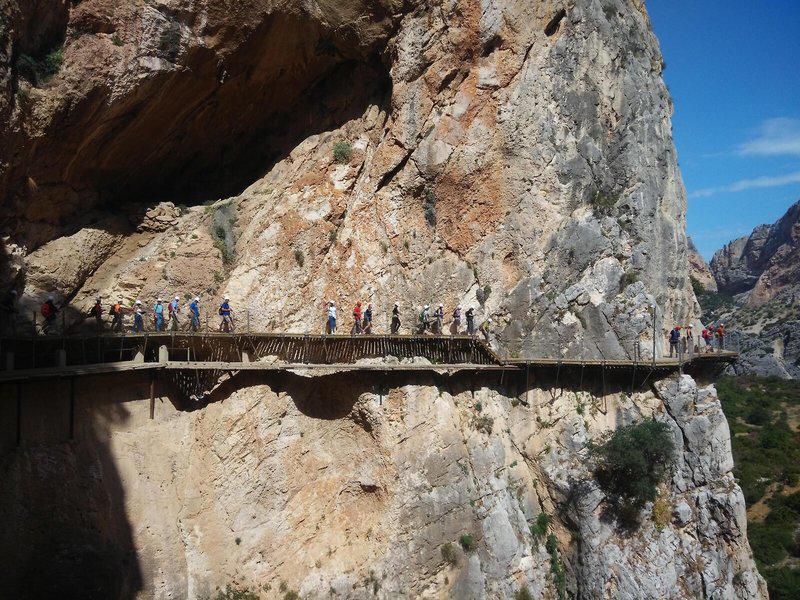 4CCADD56C1FF39F681F1E2CDC82FE187