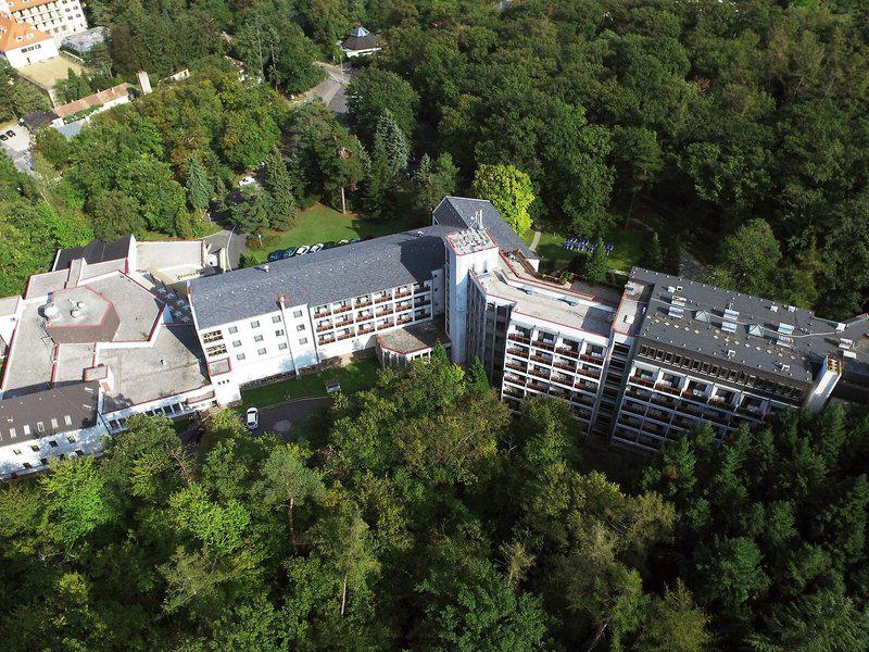 69BBF6F723A85A056DB2D1DB55E766B1