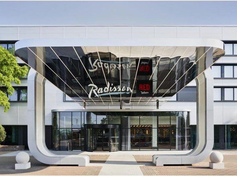 D00F3BC4B5AFE6CBAA63424A0931971C