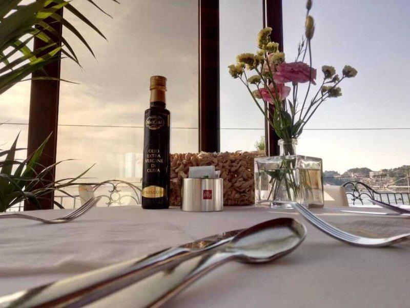 4CCC8C3B7BEE5BDAD14F965EA1E8AE0A