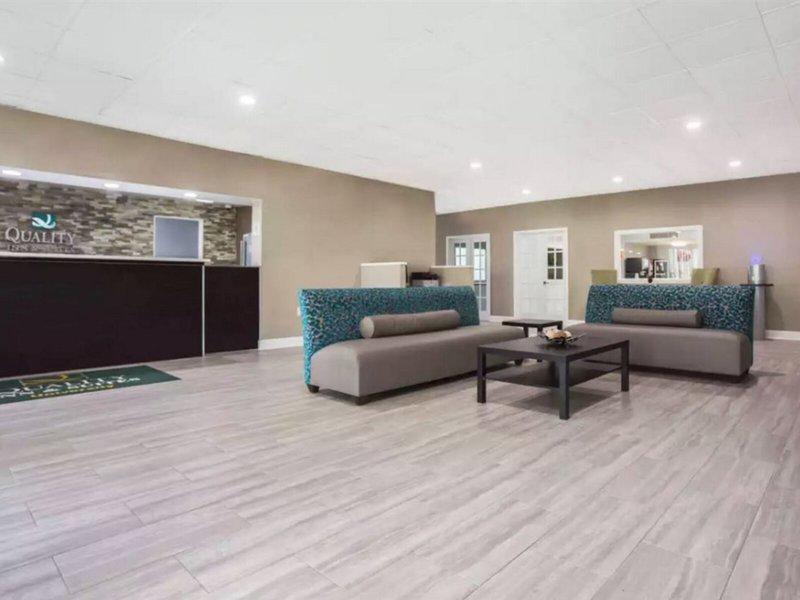 85C8689C5EAA112A8CA152B17F1835C6