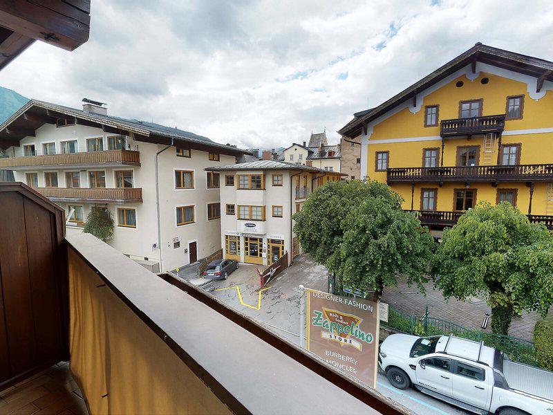 8559D6E507DCA86ADEA7732BEE01F9A9