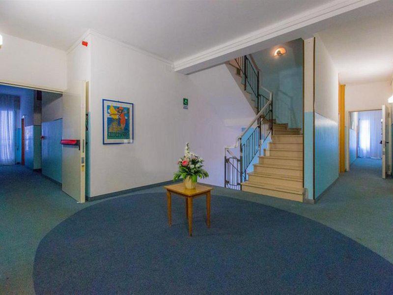 B2058F27B8BB18962A6E4217E92FC98A