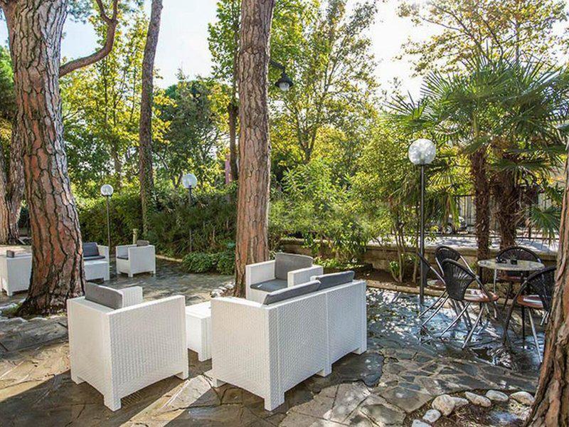 FB3B52E513053405E5CBF05B71338539