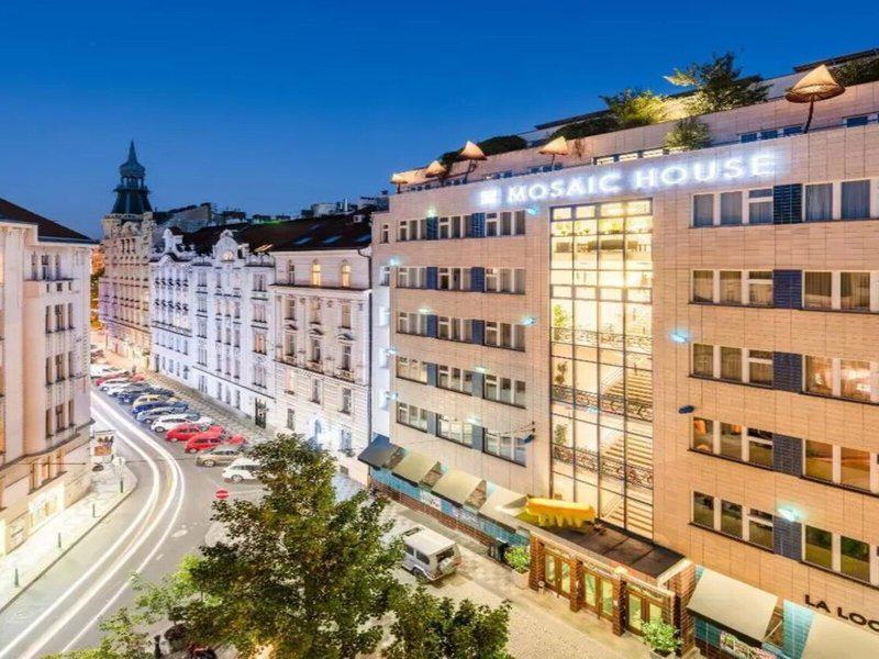 8B37AA1B7A504C17ABFB9933DB7EB5A3