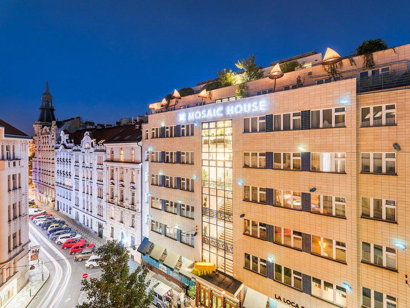 87024602BE776C015A8228590B0A7CE4