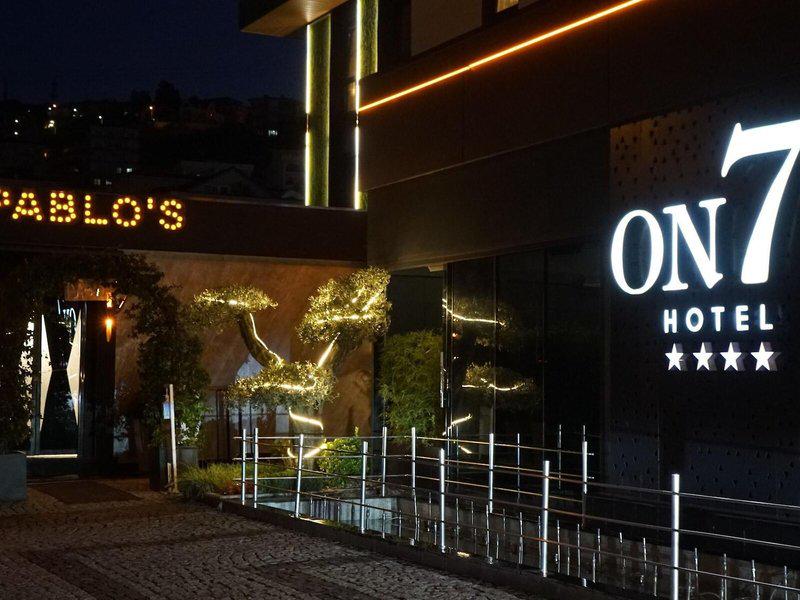 D7FD8FE5A8797EC73EFB1D69F54C1F6B