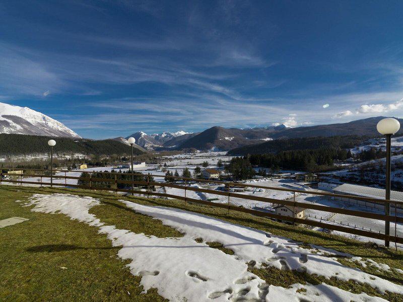 55A0A403501C54A73CBDDA663114ADB9