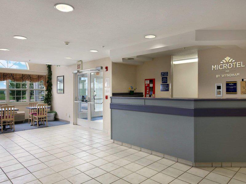 0308873D62F09AAAAFEBF3827793E5B1