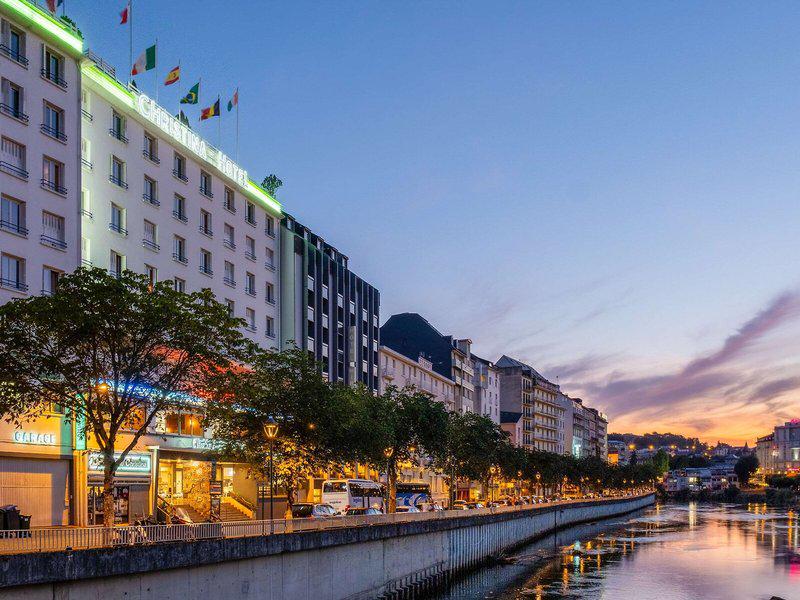 F65F0D79609A3F248ED2D3A8963F29BC