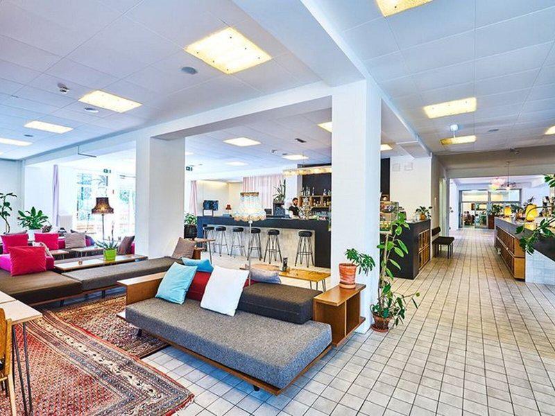 806F35D5351E3324688DC0E13056796A