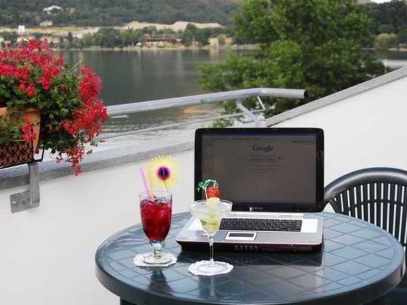 163C0EE6520C98DA5D91C912DE5F2280