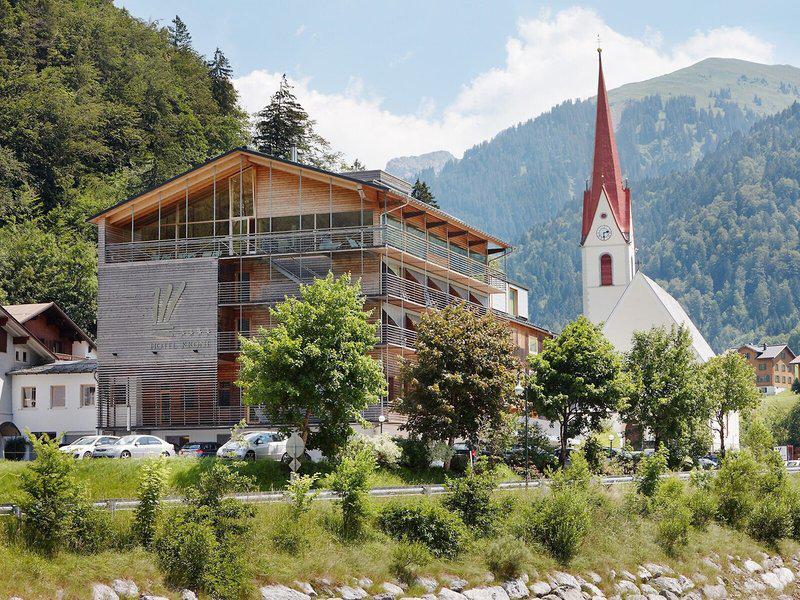 5F81F1B9B67E7E04AEC924308663DCDF