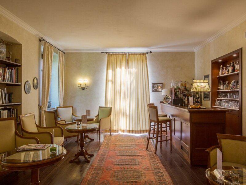 BC0436279F665B6126F99CE18F4BBD5D