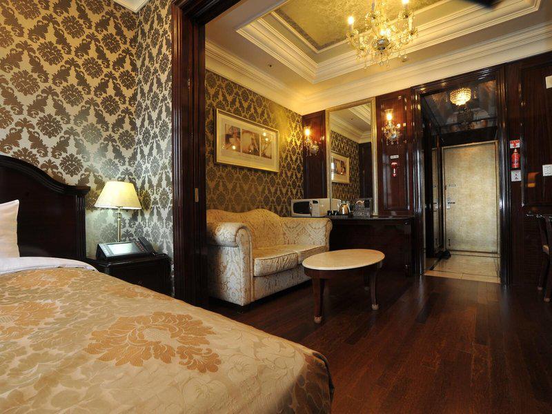 18F959C81AC11139ACF5FF384C376AD5