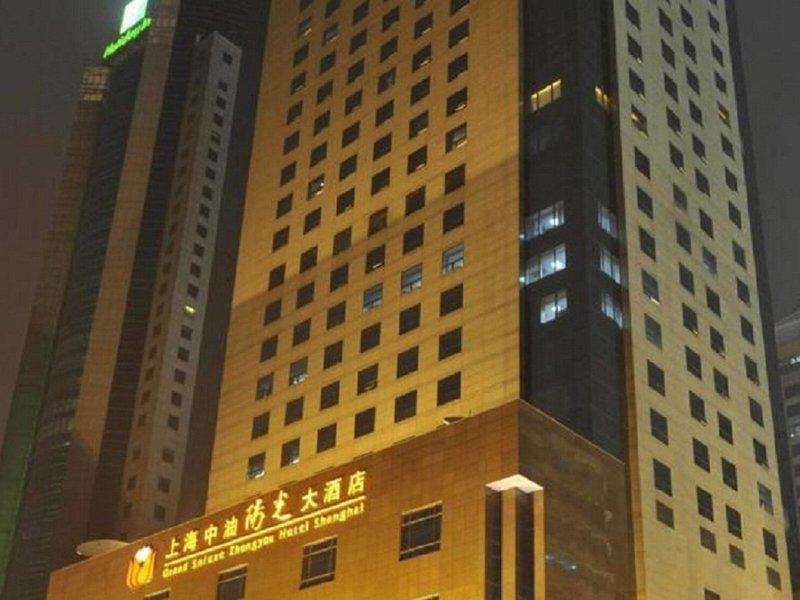 9403ECFB1E1336DAFDE8CD7996F92C18