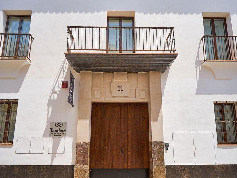 14D41794A799D93B489A01D8EBE9D36A