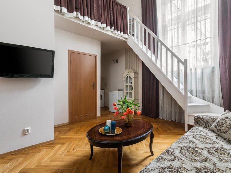 B406D62069ABEDC88B5F6F576066104C