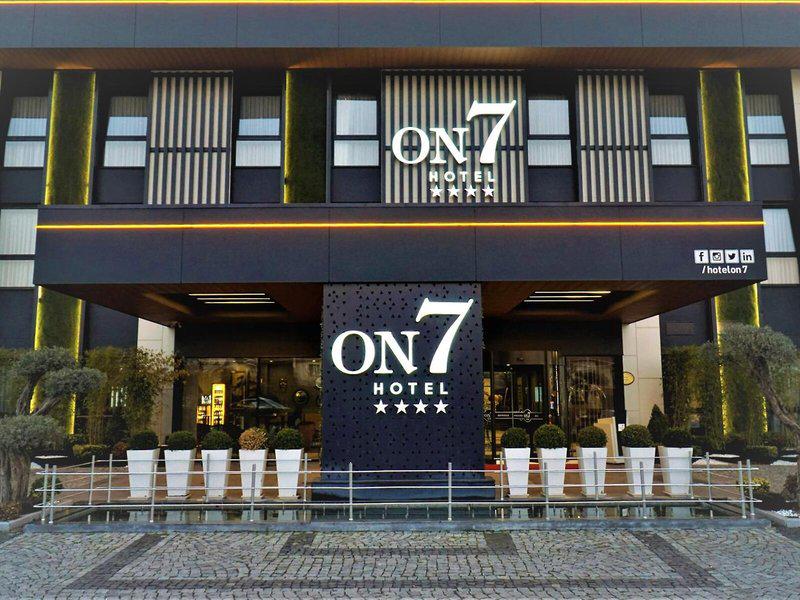 E1A28DBD8B54DF820A406D7E11022F33