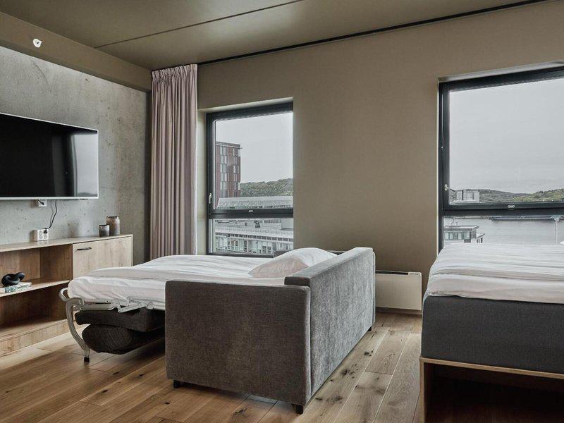 FE326DDB53EC16CE6888E29F4FFEEB40