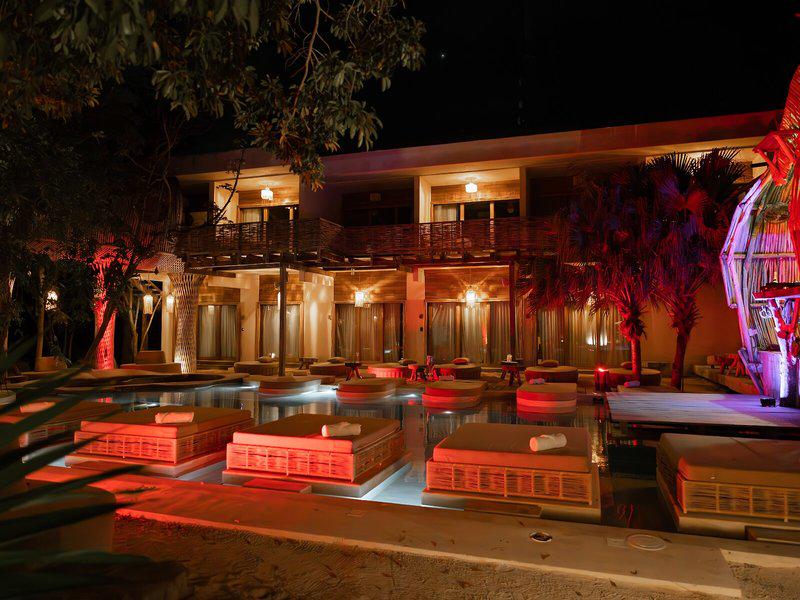 30688D3A5C3A019949BD812C135EDB34