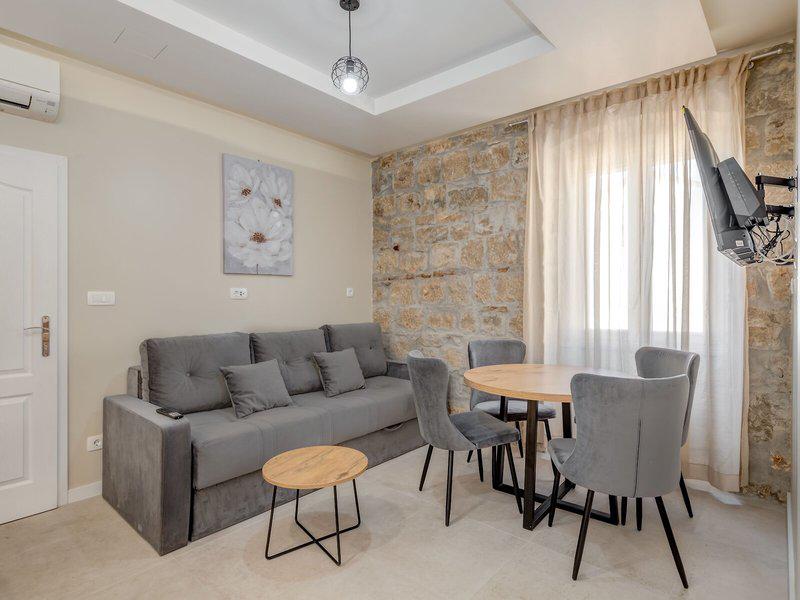 29574C18E49031CD2E1847933B203066