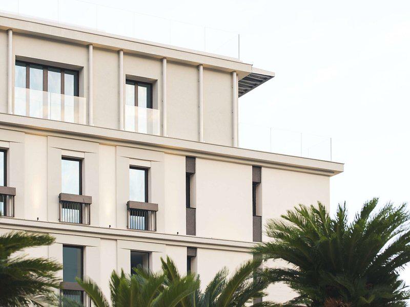 94FAFB4EE7034B75E1D44F4494915170