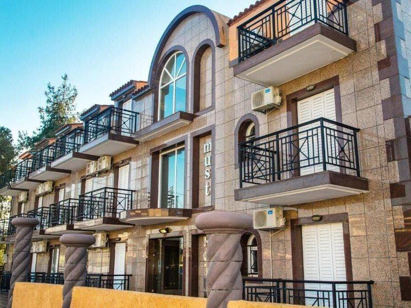 2F7AFD44905758BFB3A94C245C299753