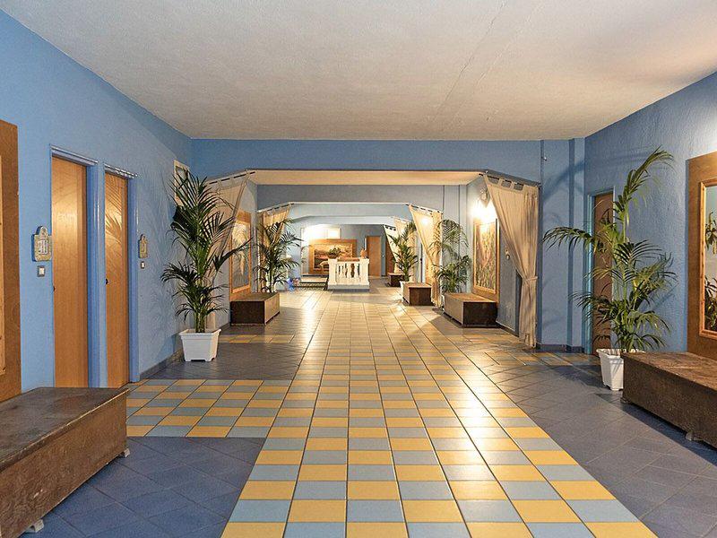 DA9D9E81DFA33AFFF46B855CE77CF41F