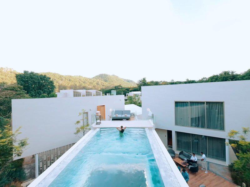 A76CF7BF498B173AC0ADE422622F2710