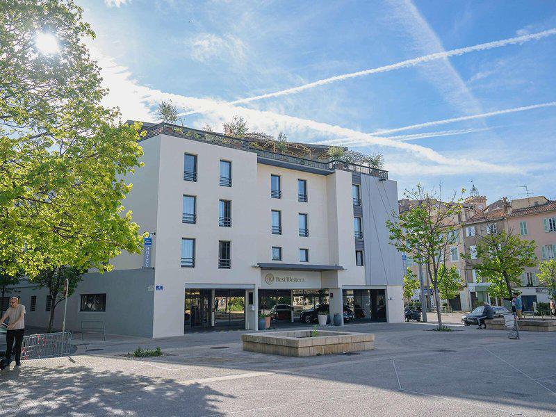 B87B89C70E1901B04464FAE7397D80C2