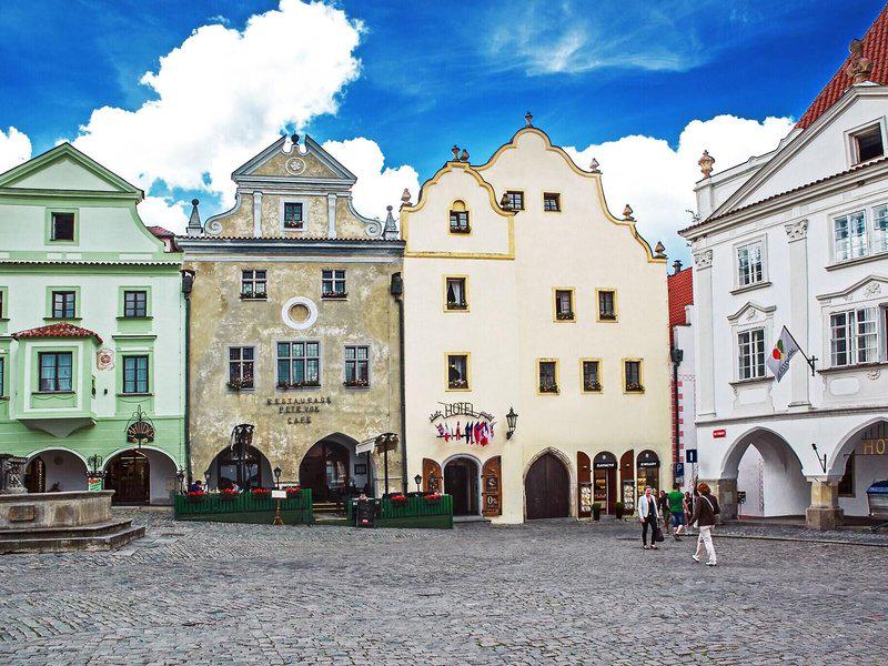 EDE0F07A9715AA6E6A131BA5221E60E2