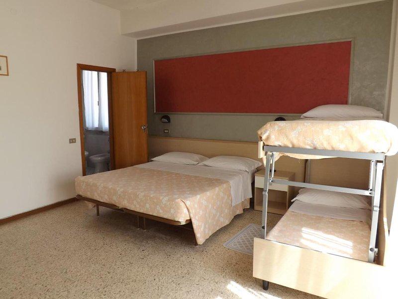 7BA8A4F1B0B06694995724AD2E7537B3