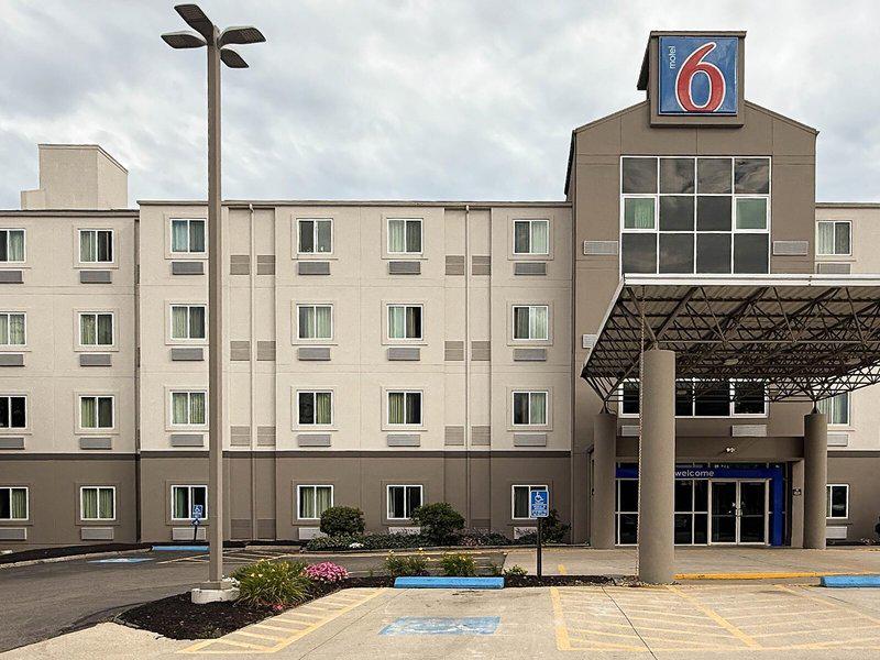 01E08F25D57201F7BA7A7DF0B0C29E08