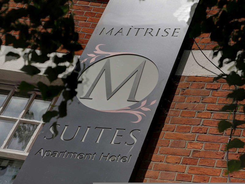 2738082933898BF140346AF866A3505E