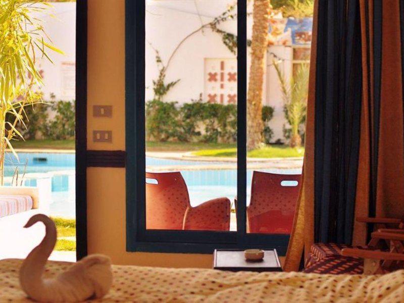 5EA6F0A91EE5E78FFD6CEEDC16A446FC