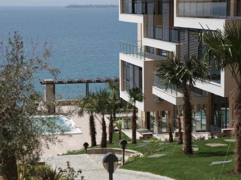 907F158770D681B191B5879E58A45A47