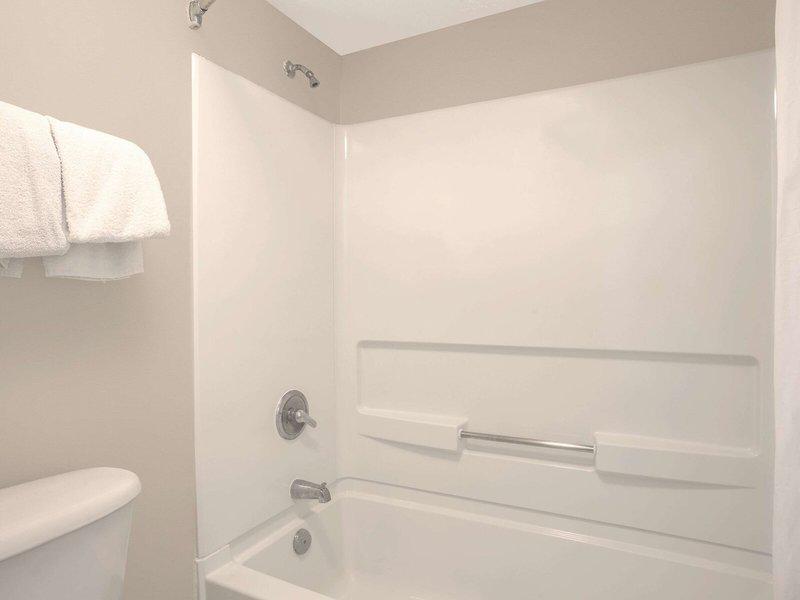 2FF6536685E910DE4BC1CE74ACE4F1A4