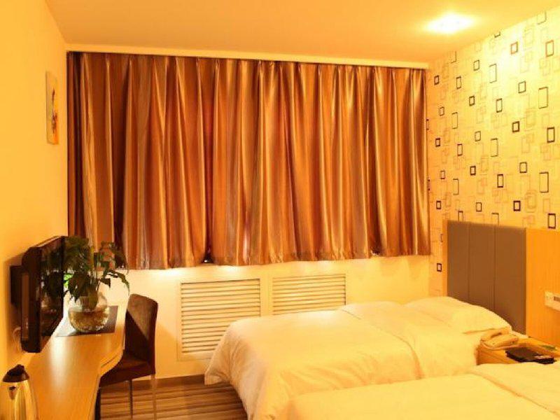 2811AE16DF8FEDFF8F6CA6E8A52656B1