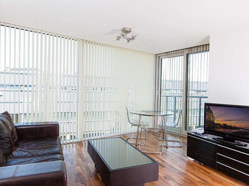 DE1F383C902105093E22E3987A775114