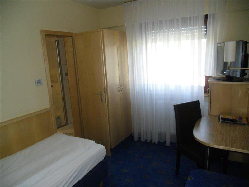 B93327F173CB58EE0C9B4278EDB87568